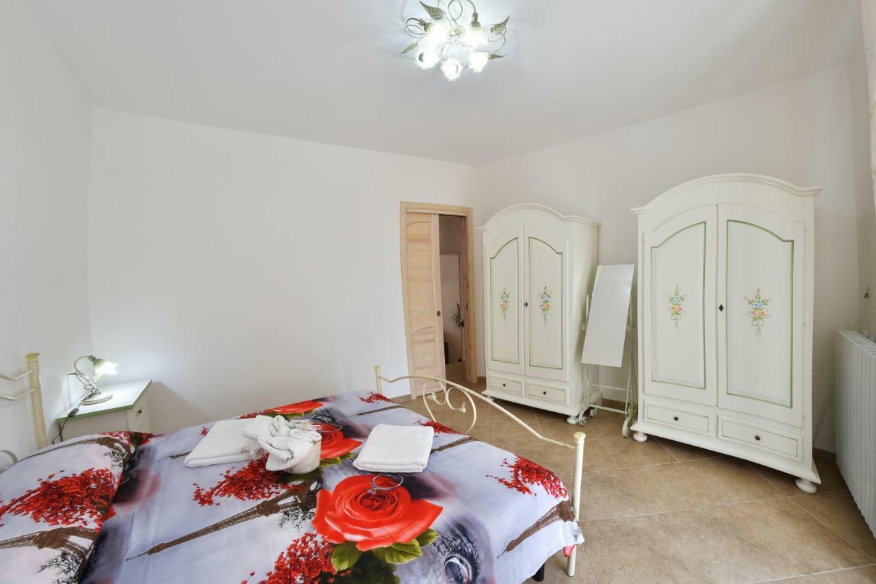 Marghegio' House Daire Ceglie Messapica Dış mekan fotoğraf